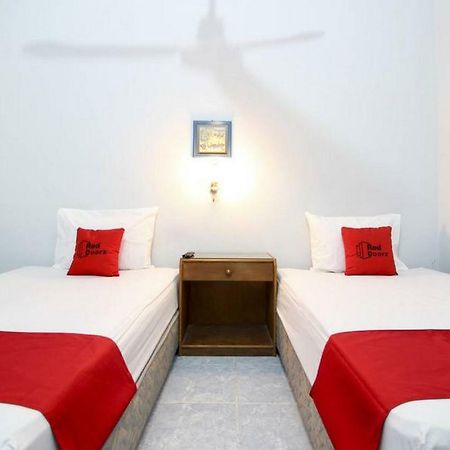 Reddoorz Syariah At Jalan Menteri Supeno Hotel Jogjacarta Exterior foto