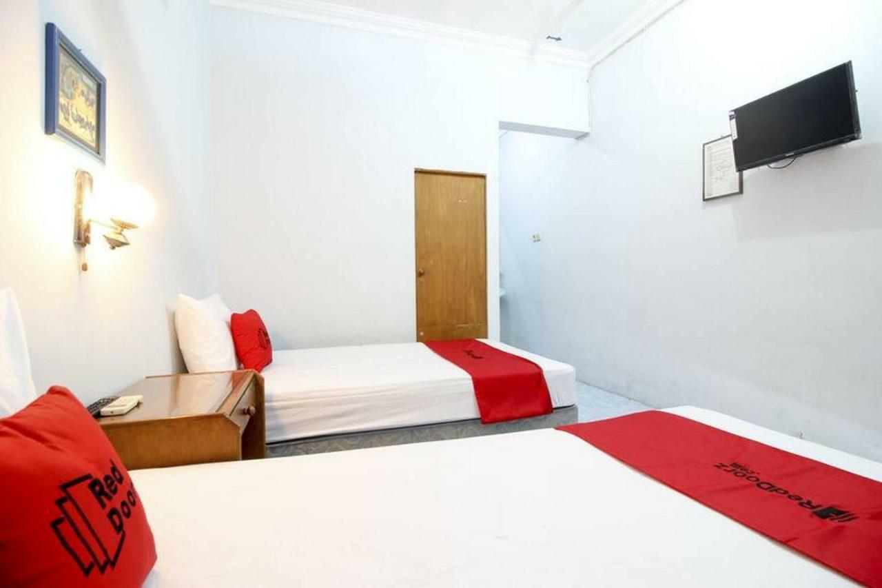 Reddoorz Syariah At Jalan Menteri Supeno Hotel Jogjacarta Exterior foto